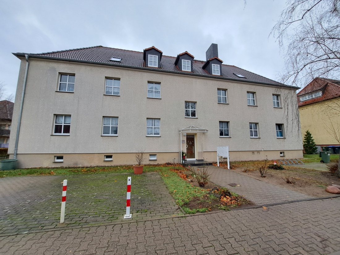 3-Zimmer-Dachgeschosswohnung mit EBK in Roßlau