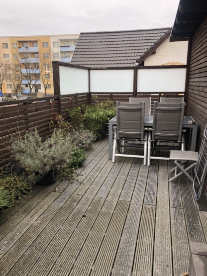 moderne 2-Zimmer-Wohnung mit großem Balkon