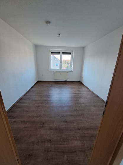 Schöne 2-Zimmer-Wohnung mit Balkon im 2.OG