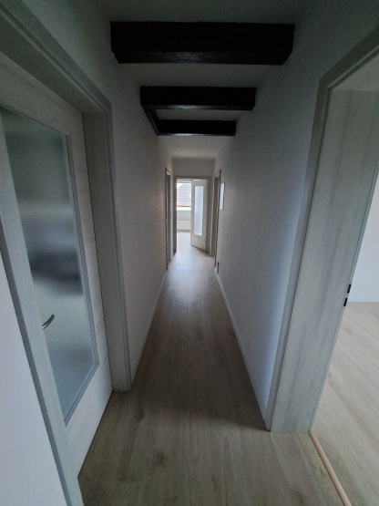 3-Zimmer-Dachgeschosswohnung mit EBK in Roßlau