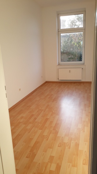 helle 2-Zimmer-Wohnung im 2.OG