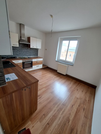 3-Zimmer-Wohnung mit EBK und Garage