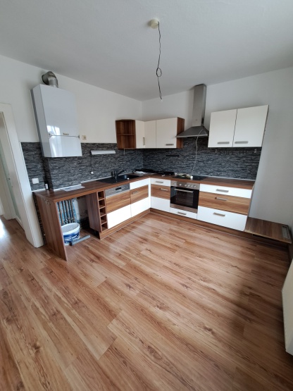 3-Zimmer-Wohnung mit EBK und Garage