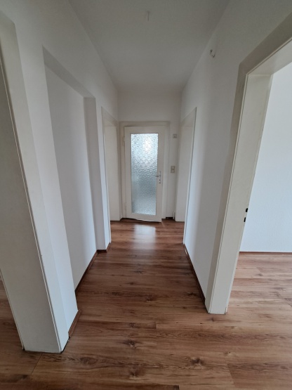 3-Zimmer-Wohnung mit EBK und Garage