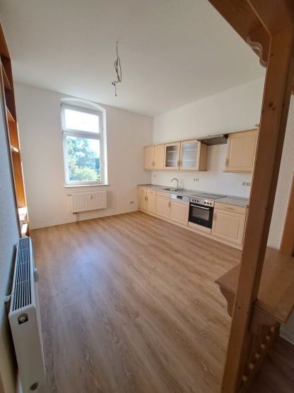 Grundrenovierte 2-Zimmer-Wohnung im EG
