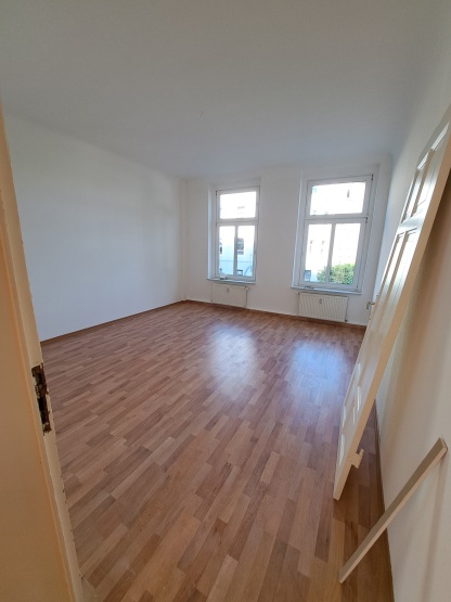 Renovierte 2-Zimmer-Wohnung im 1.OG