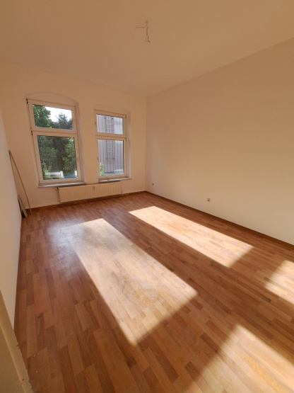 Renovierte 2-Zimmer-Wohnung im 1.OG