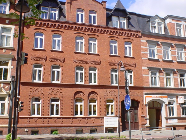 renovierte 2-Zimmer-Wohnung im 1.OG