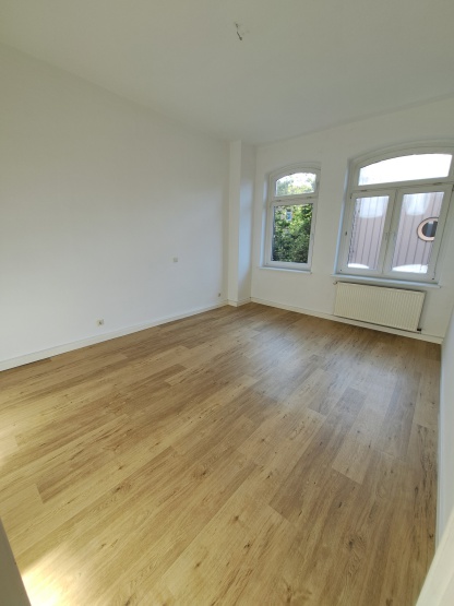 renovierte 2-Zimmer-Wohnung im 1.OG