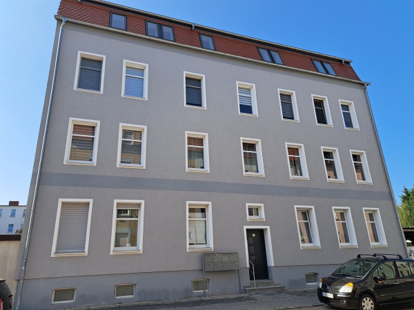Moderne 4-Zimmer-Dachgeschosswohnung mit Balkon