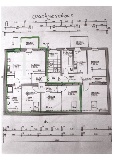 Moderne 4-Zimmer-Dachgeschosswohnung mit Balkon