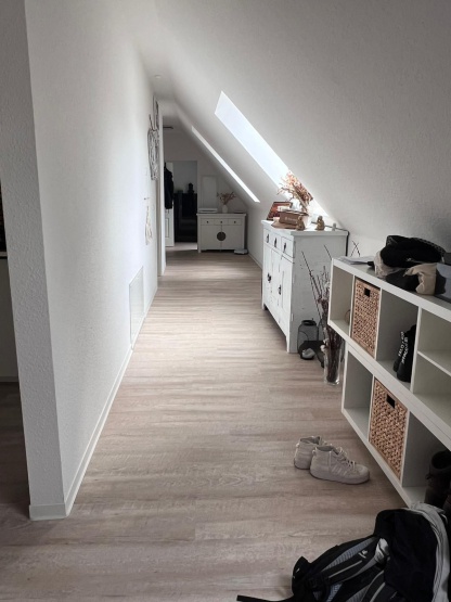 moderne 3-Zimmer-Wohnung mit Balkon