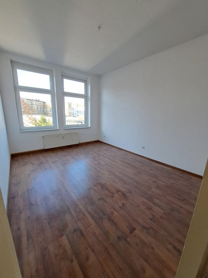 helle 2-Zimmer-Wohnung im 2.OG