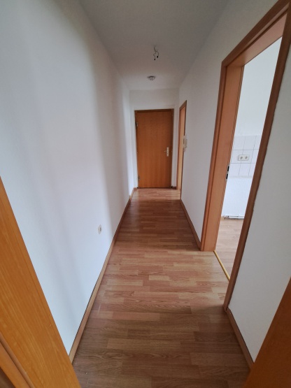 Schöne 2-Zimmer-Wohnung mit Balkon im 1.OG