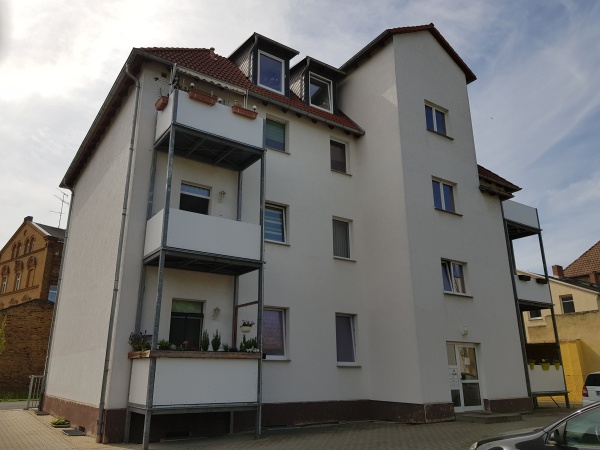 2-Zimmer-Wohnung im EG mit Balkon