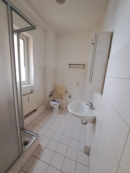 kleine 3-Zimmer-Wohnung im 1.OG