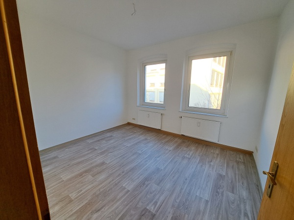 kleine 3-Zimmer-Wohnung im 1.OG