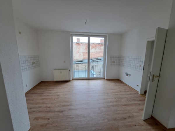 helle 1-Zimmer-Wohnung in Coswig