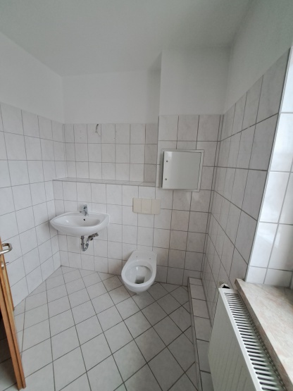 große 2-Zimmer-Wohnung im 2.OG