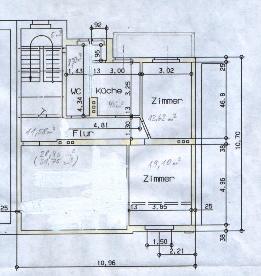 Großzügige 3-Zimmer-Wohnung im DG