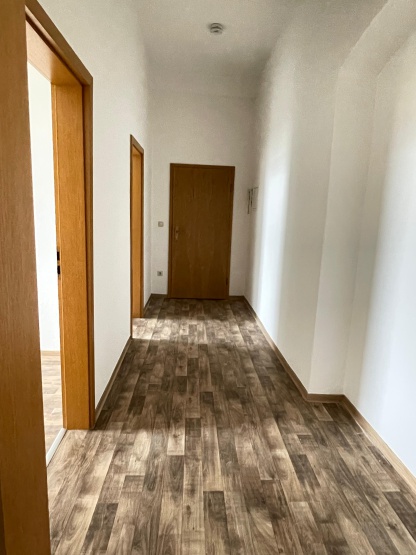 Große 2-Zimmer-Wohnung mit Wintergarten