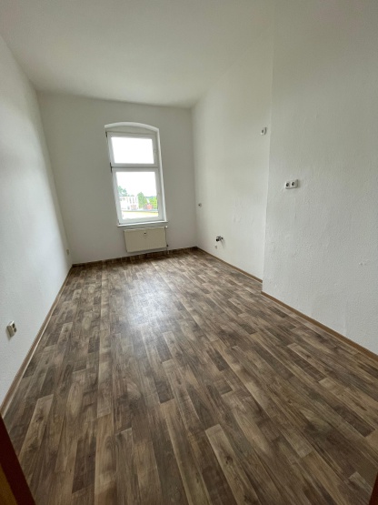 Große 2-Zimmer-Wohnung mit Wintergarten