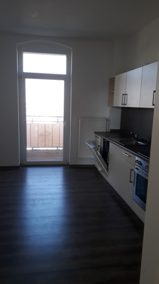 2-Zimmer-Wohnung mit EBK und Balkon