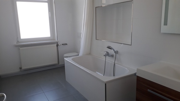 2-Zimmer-Wohnung mit EBK und Balkon