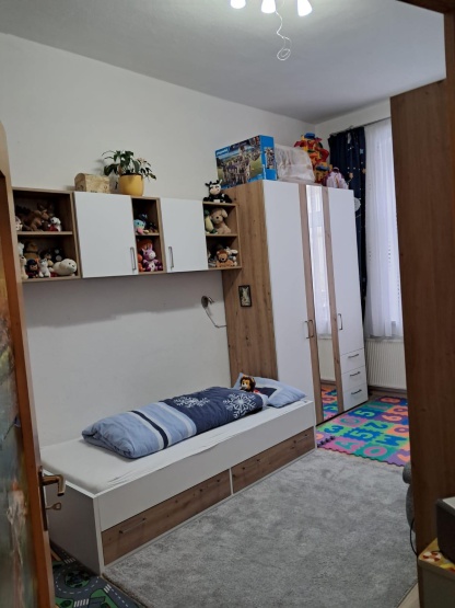 3-Zimmer-Wohnung im EG mit EBK