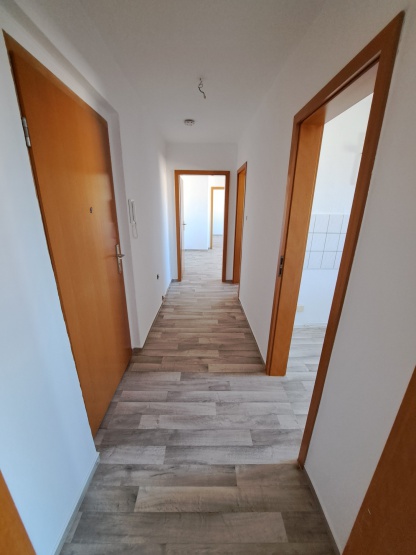 3-Zimmer-Wohnung mit Balkon im 2.OG