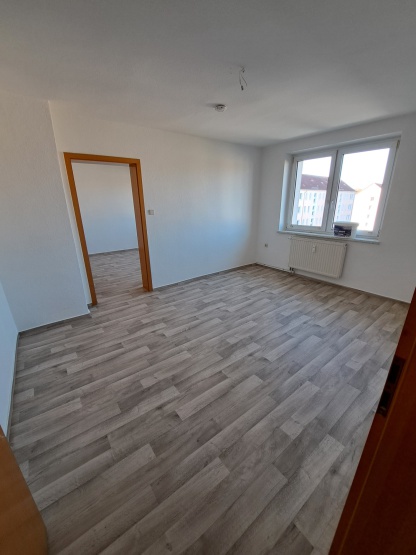 3-Zimmer-Wohnung mit Balkon im 2.OG