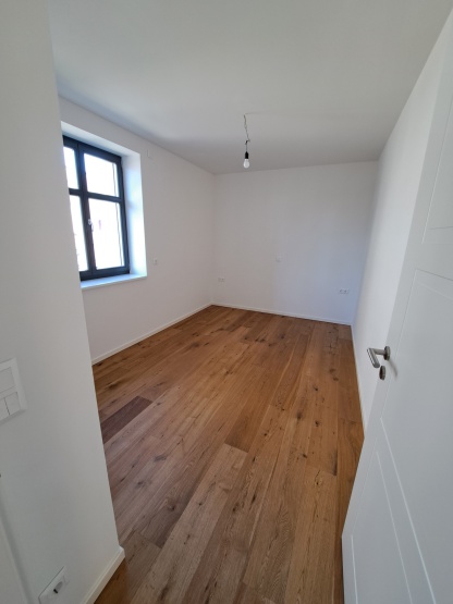 grundsanierte 3-Zimmer-Wohnung in ländlicher Lage