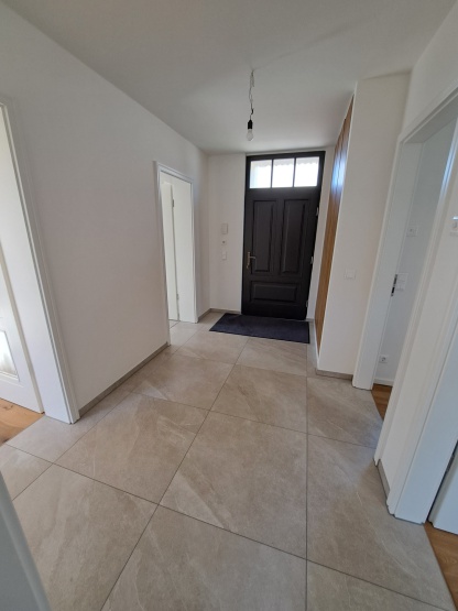 grundsanierte 3-Zimmer-Wohnung in ländlicher Lage