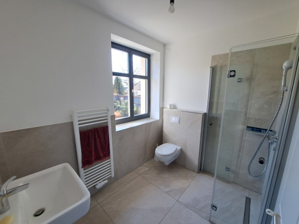 grundsanierte 3-Zimmer-Wohnung in ländlicher Lage