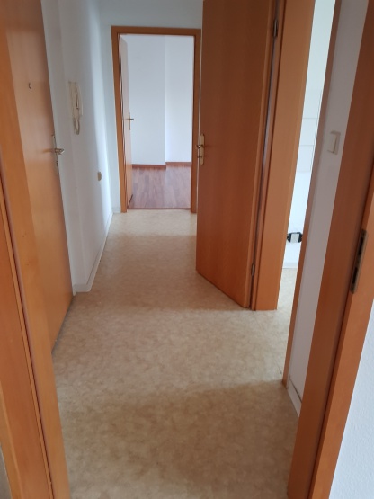 2-Zimmer-Wohnung mit Balkon im 2.OG