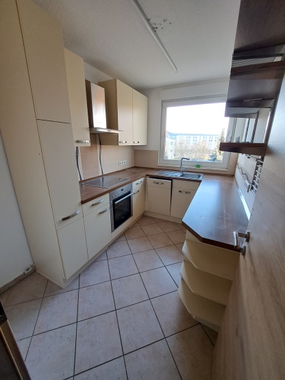 3-Zimmer-Wohnung mit Balkon und EBK