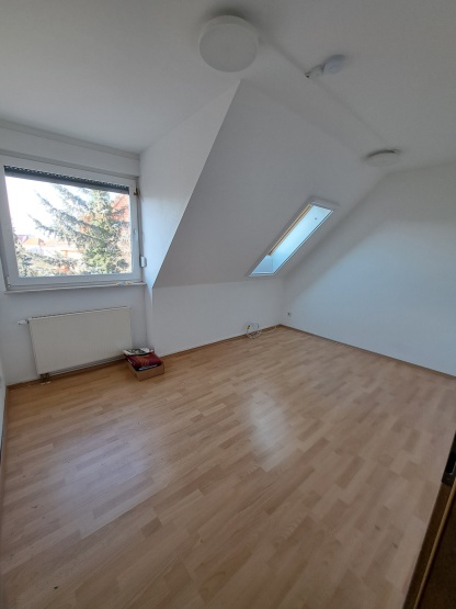 3-Zimmer-Wohnung mit Balkon und EBK