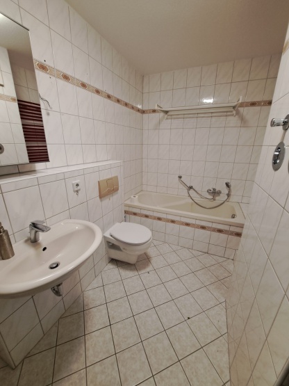 3-Zimmer-Wohnung mit Balkon und EBK