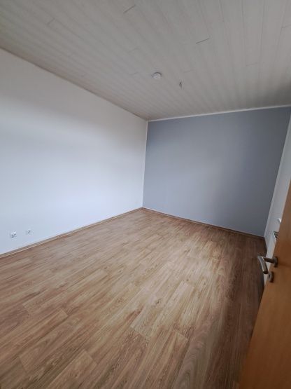 Großzügige 3-Zimmer-Wohnung im 1.OG