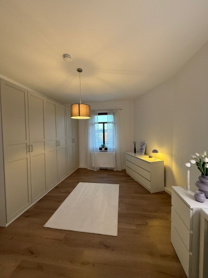 4-Zimmer-Wohnung mit Balkon im DG