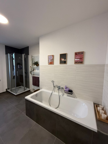 4-Zimmer-Wohnung mit Balkon im DG