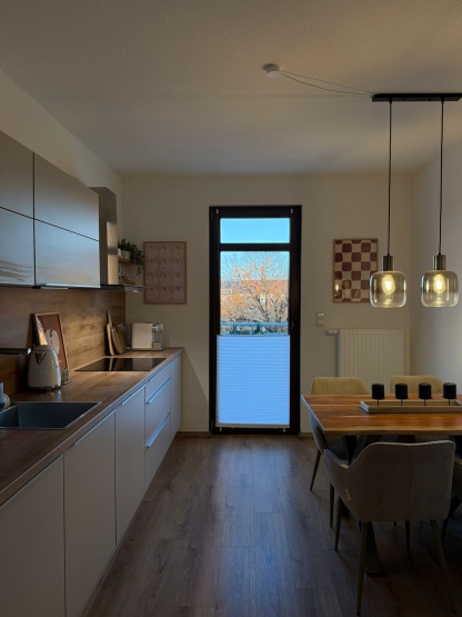4-Zimmer-Wohnung mit Balkon im DG