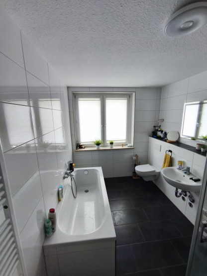 3-Zimmer-Wohnung im EG mit Balkon