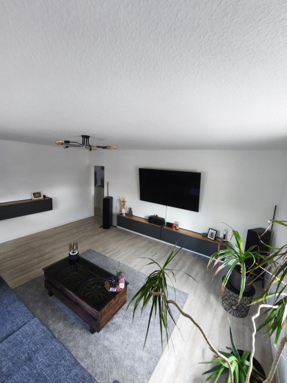 3-Zimmer-Wohnung im EG mit Balkon