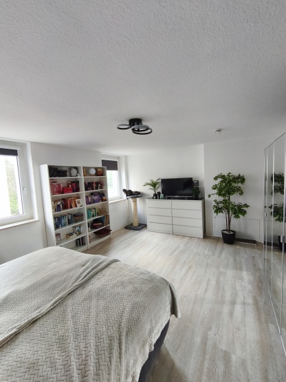 3-Zimmer-Wohnung im EG mit Balkon