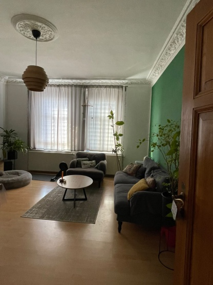 Charmante 2-Zimmer-Wohnung mit Wintergarten