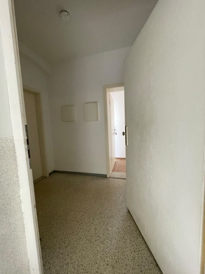 Helle 4-Zimmer Wohnung mit zwei Bädern